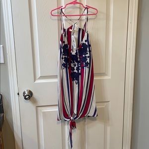 Red white and blue strip tank